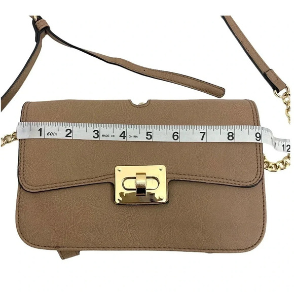 Purse Crossbody Bag Vegan Leather Multi Pockets Chain in Tan Nude - Picture 9 of 10